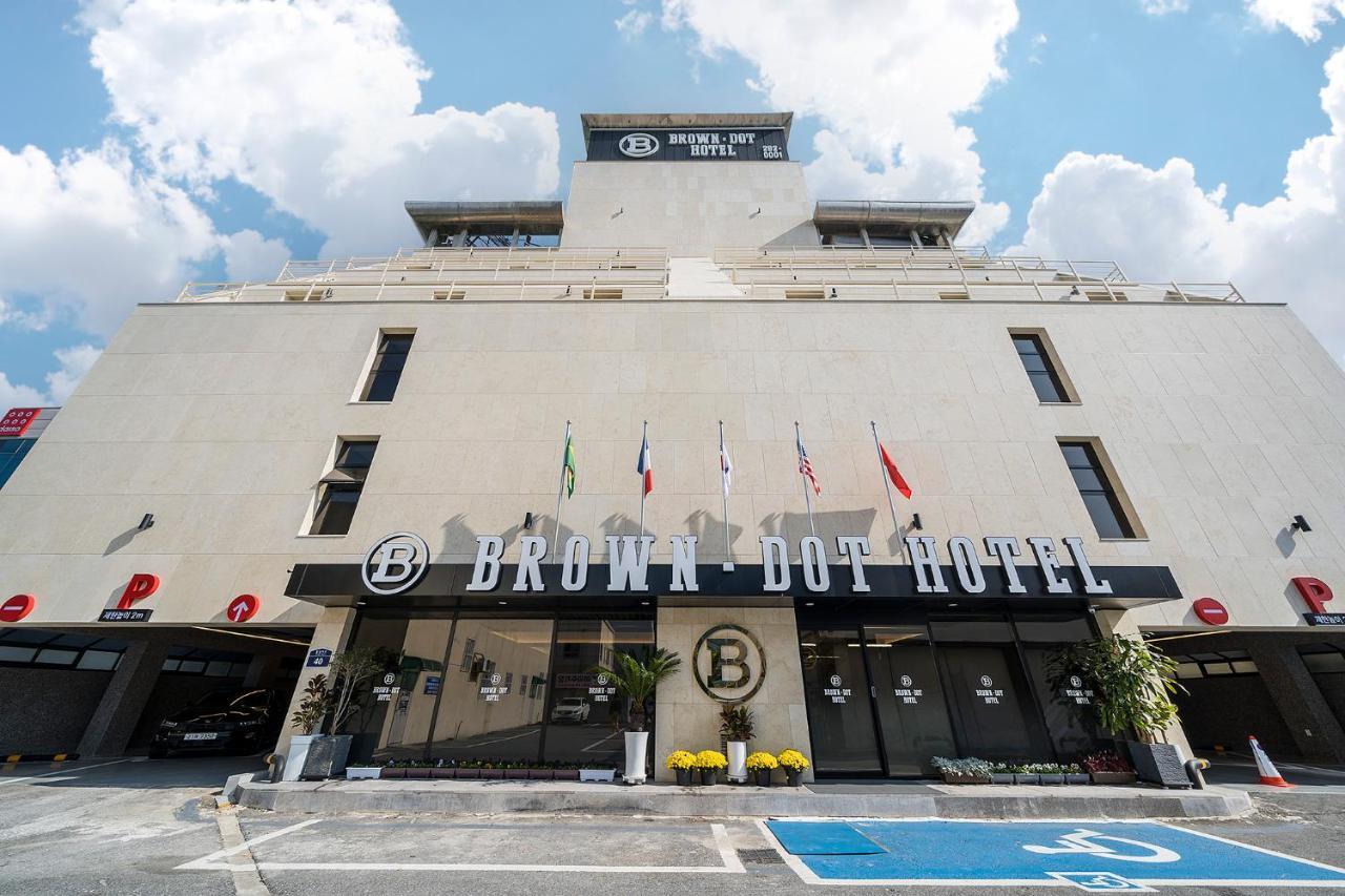 Brown Dot Hotel Pyeonghwa Plaza Mokpo Exterior foto